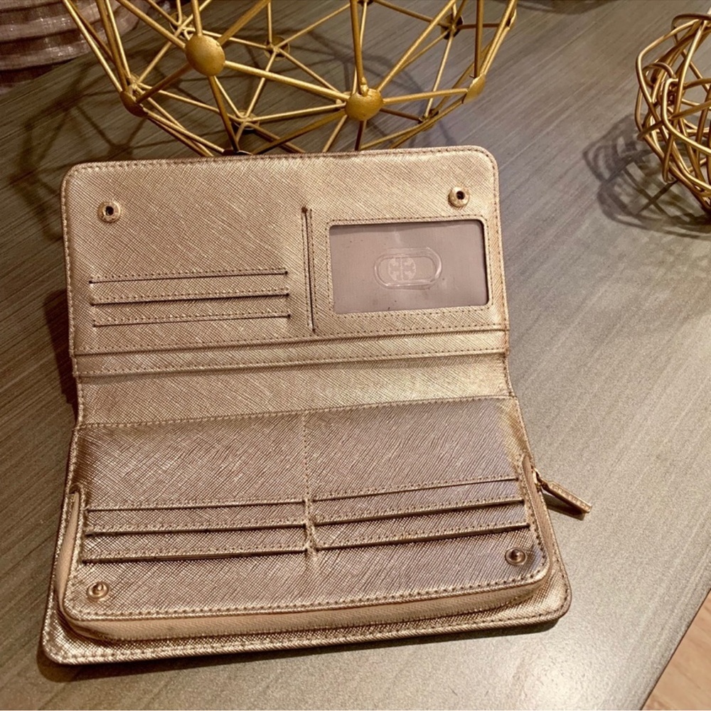 Tory Burch Wallet Black and Gold - Picture 8 of 9